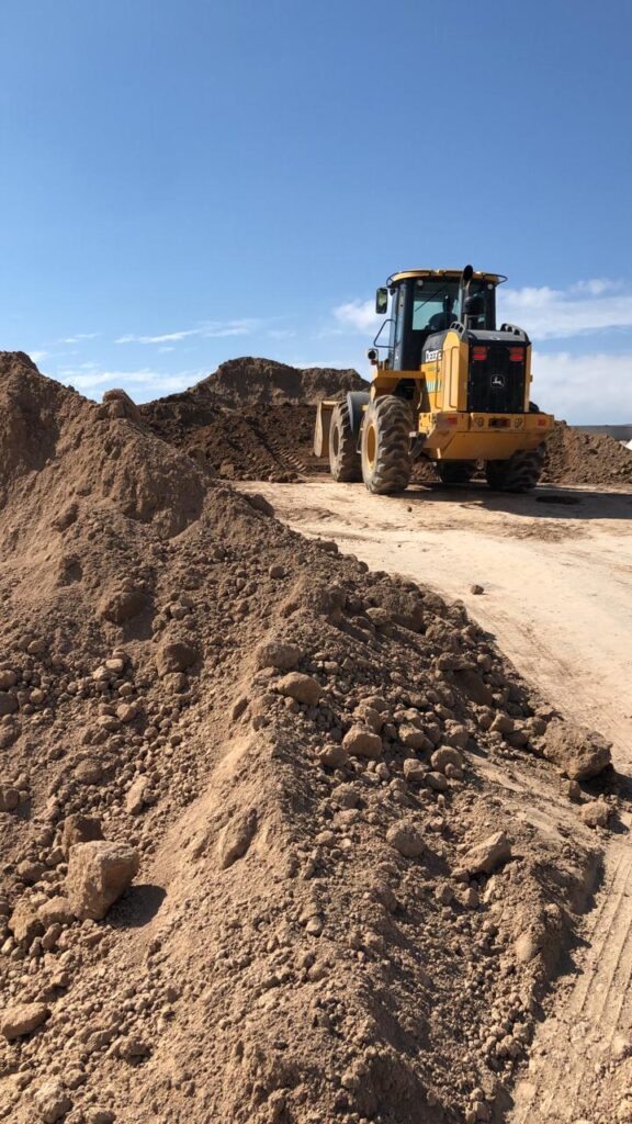 Aporte de suelo seleccionado LP Vial